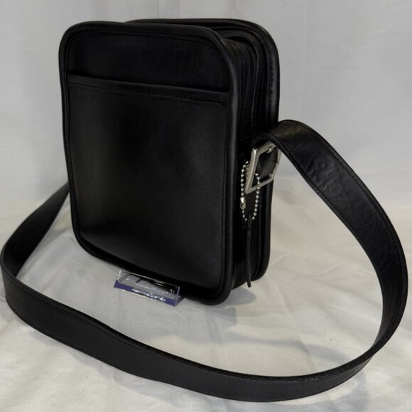 Vintage Coach Camera Crossbody Leather Bag, 9817, Made in USA (1999) - Picture 2 of 11